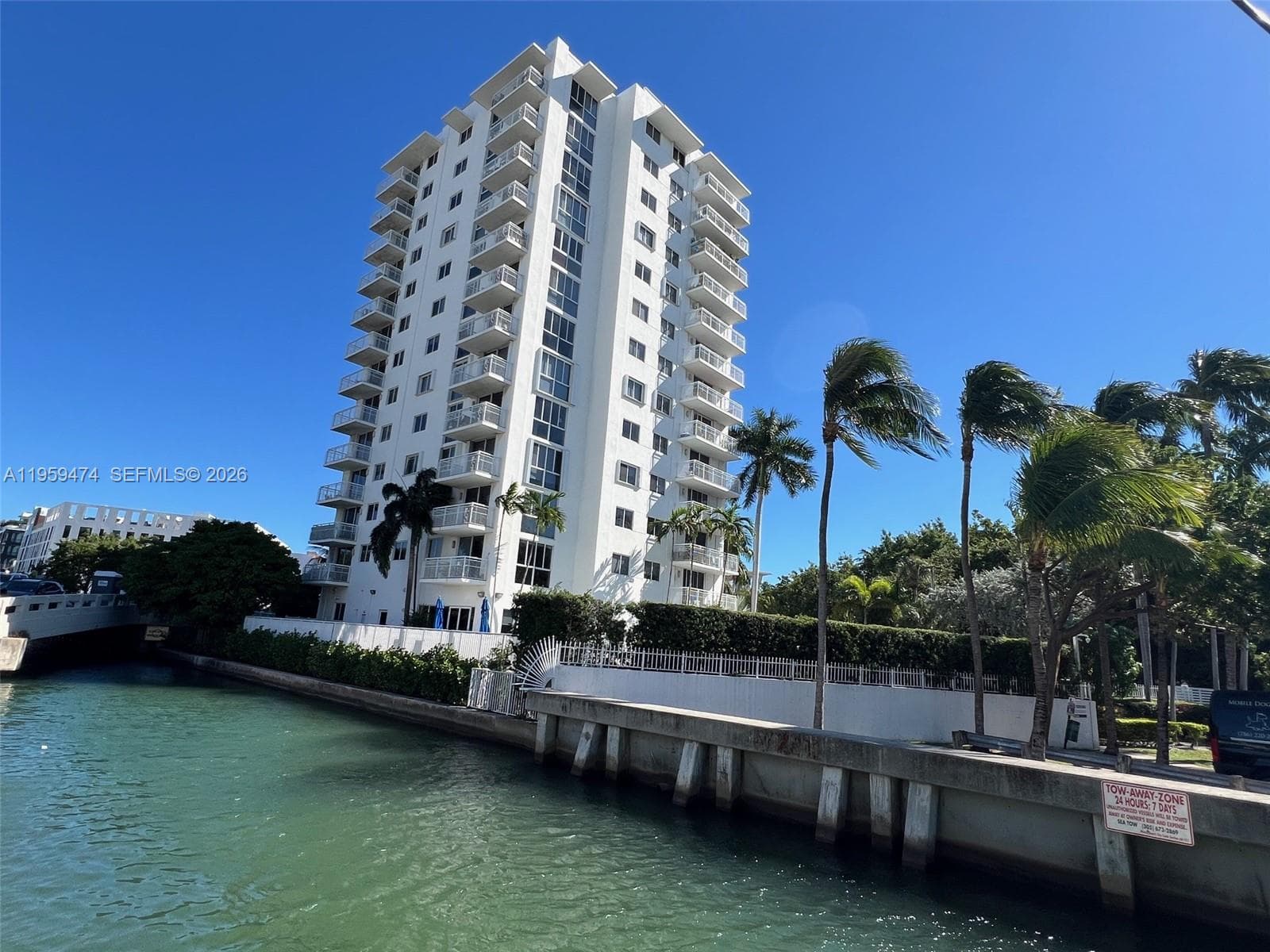 WEST BAY PLAZA CONDO · #1005 in Miami Beach - Photo 20