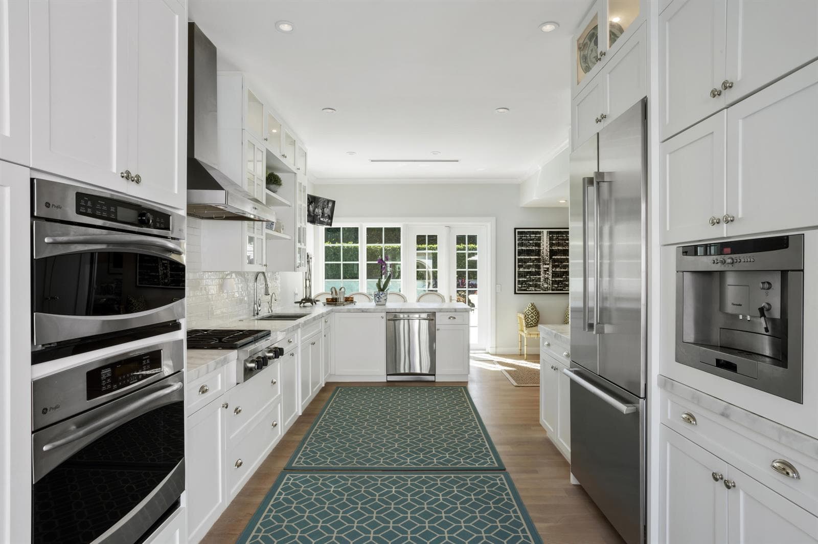 KITCHEN_SIDE_VIEW