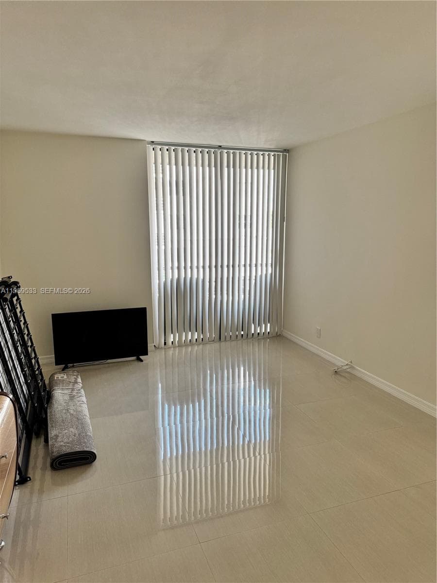 CARLTON BAY CONDO · #3A in North Miami Beach - Photo 13