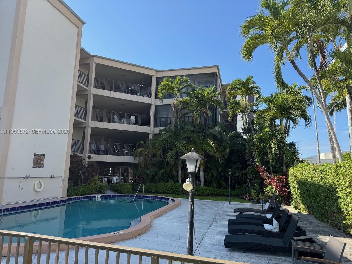 BAY PLACE CONDO · #204 in Hallandale Beach - Photo 2