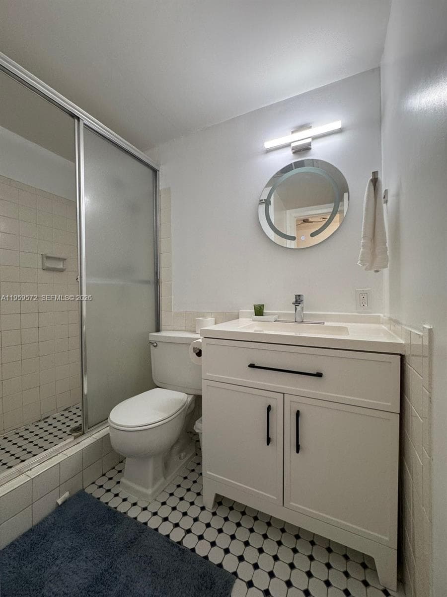BAY PLACE CONDO · #204 in Hallandale Beach - Photo 9