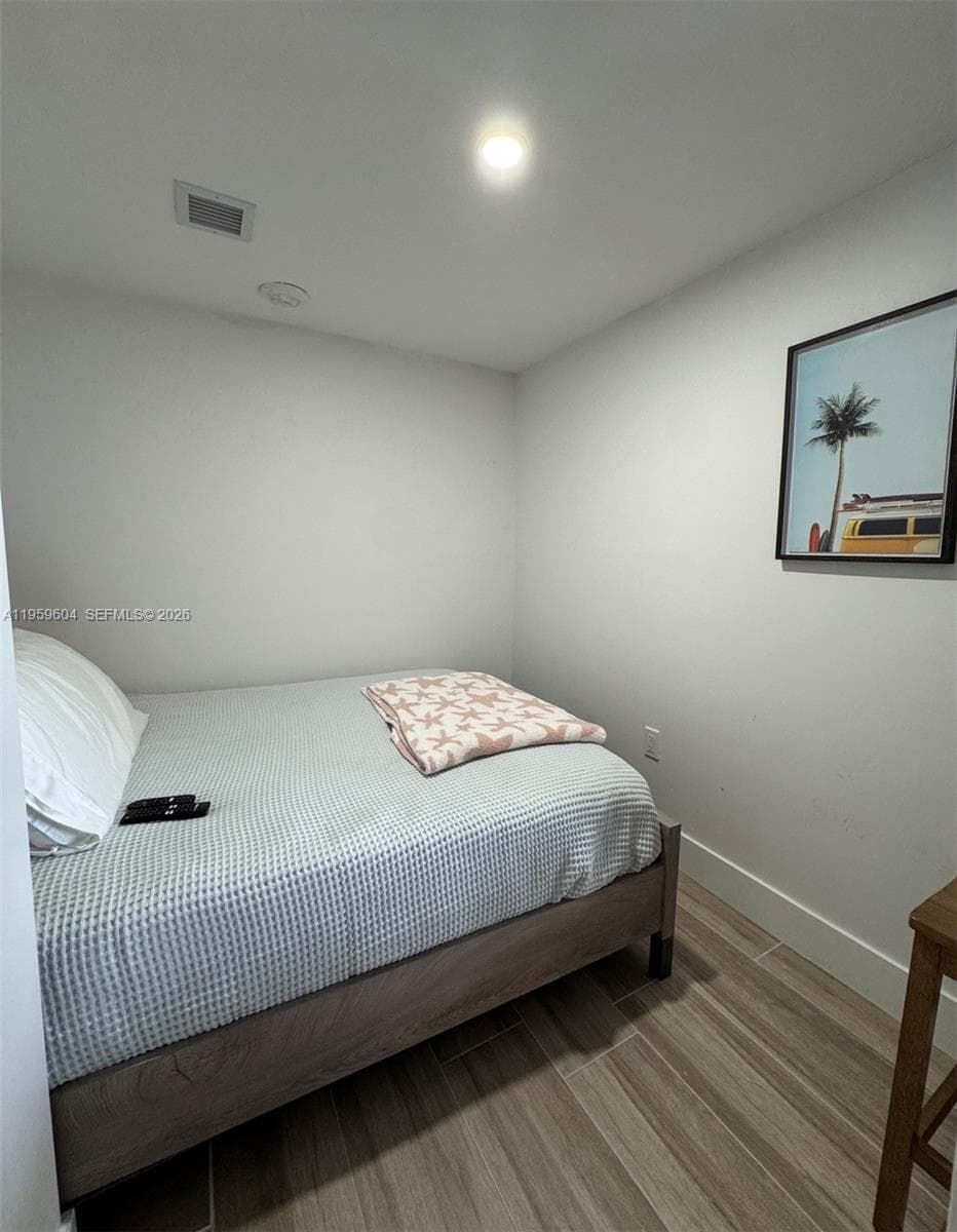 MANATEE CONDO · #810 in Surfside - Photo 6
