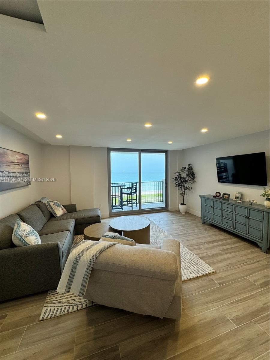 MANATEE CONDO · #810 in Surfside - Photo 1