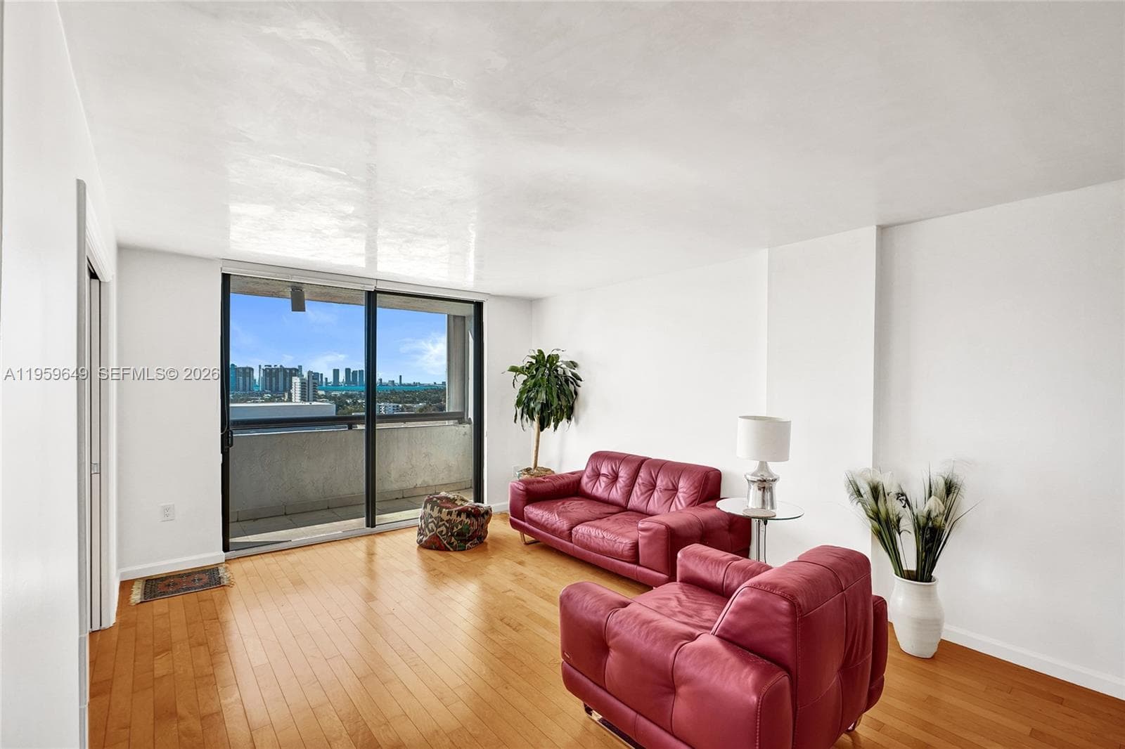 PARC PLAZA CONDO · #PH-4 in Miami Beach - Photo 3