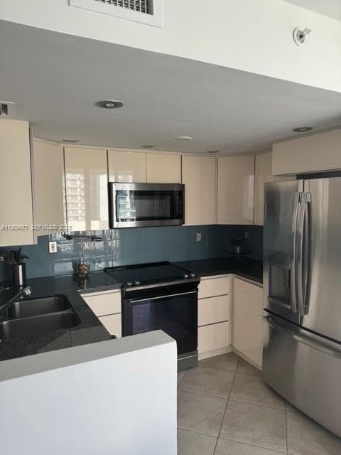 BAYVIEW PLAZA CONDO · #708 in Miami Beach - Photo 5