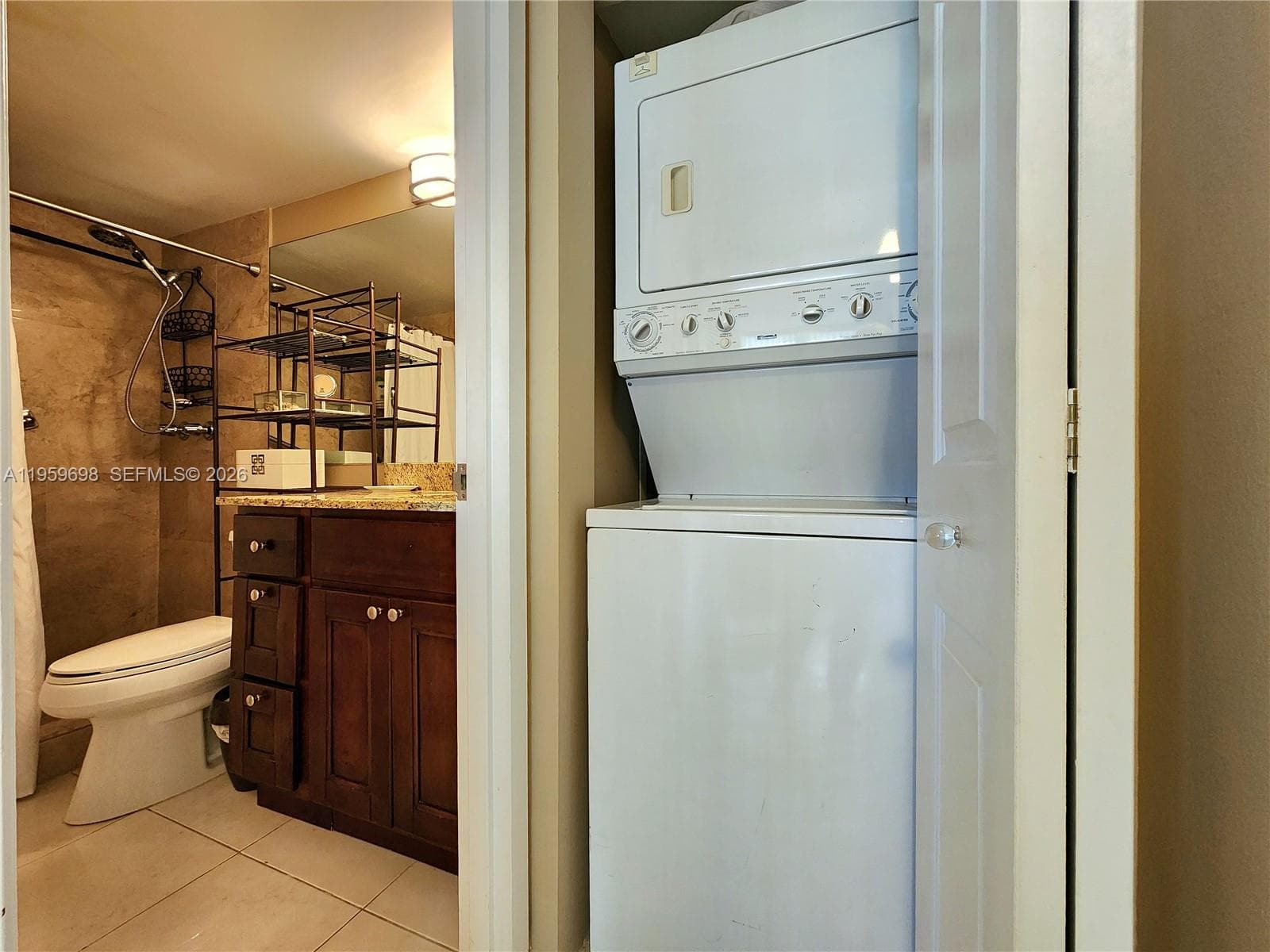 Entrance-Vanity, Dressing Area
