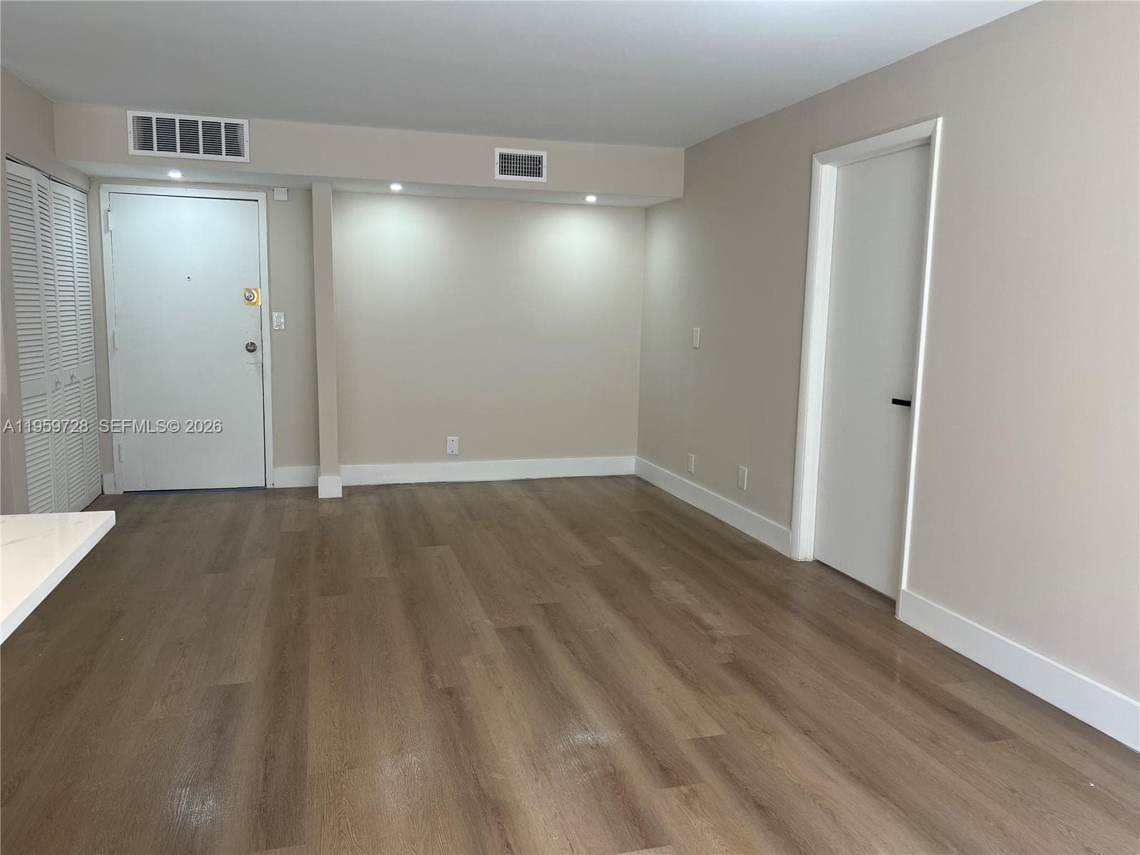 PLAZA OF AMERICAS CONDO P · #124 in Sunny Isles Beach - Photo 5