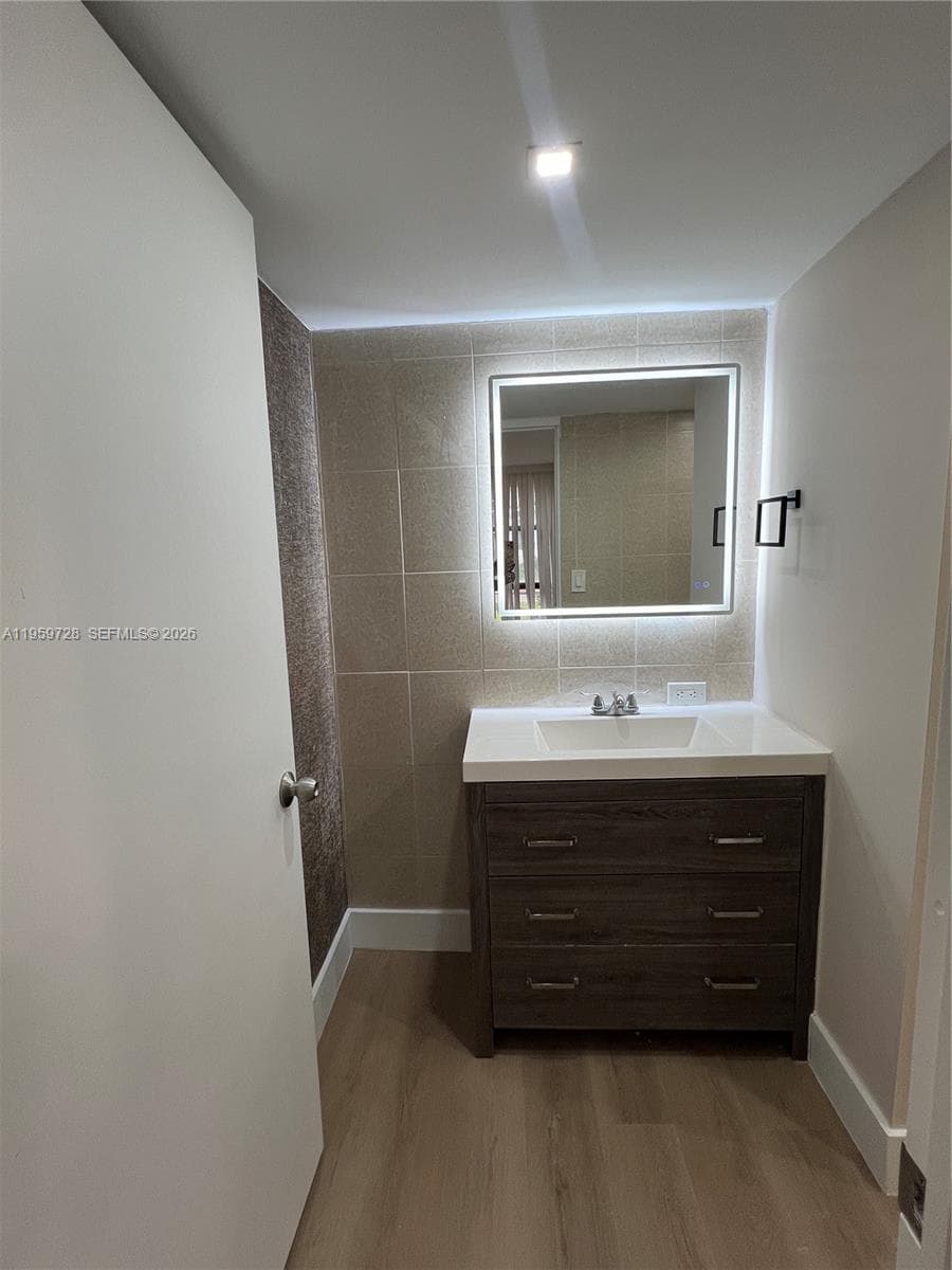 PLAZA OF AMERICAS CONDO P · #124 in Sunny Isles Beach - Photo 14