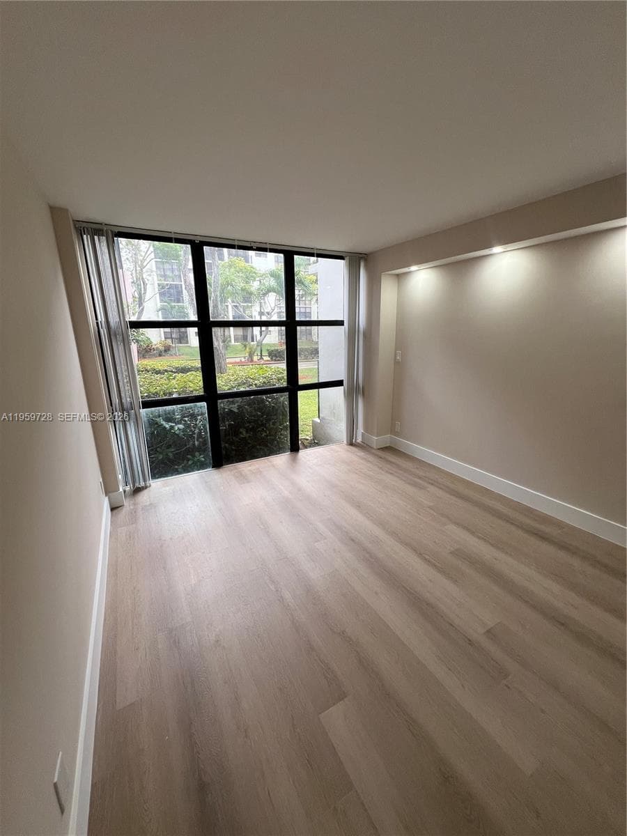 PLAZA OF AMERICAS CONDO P · #124 in Sunny Isles Beach - Photo 8