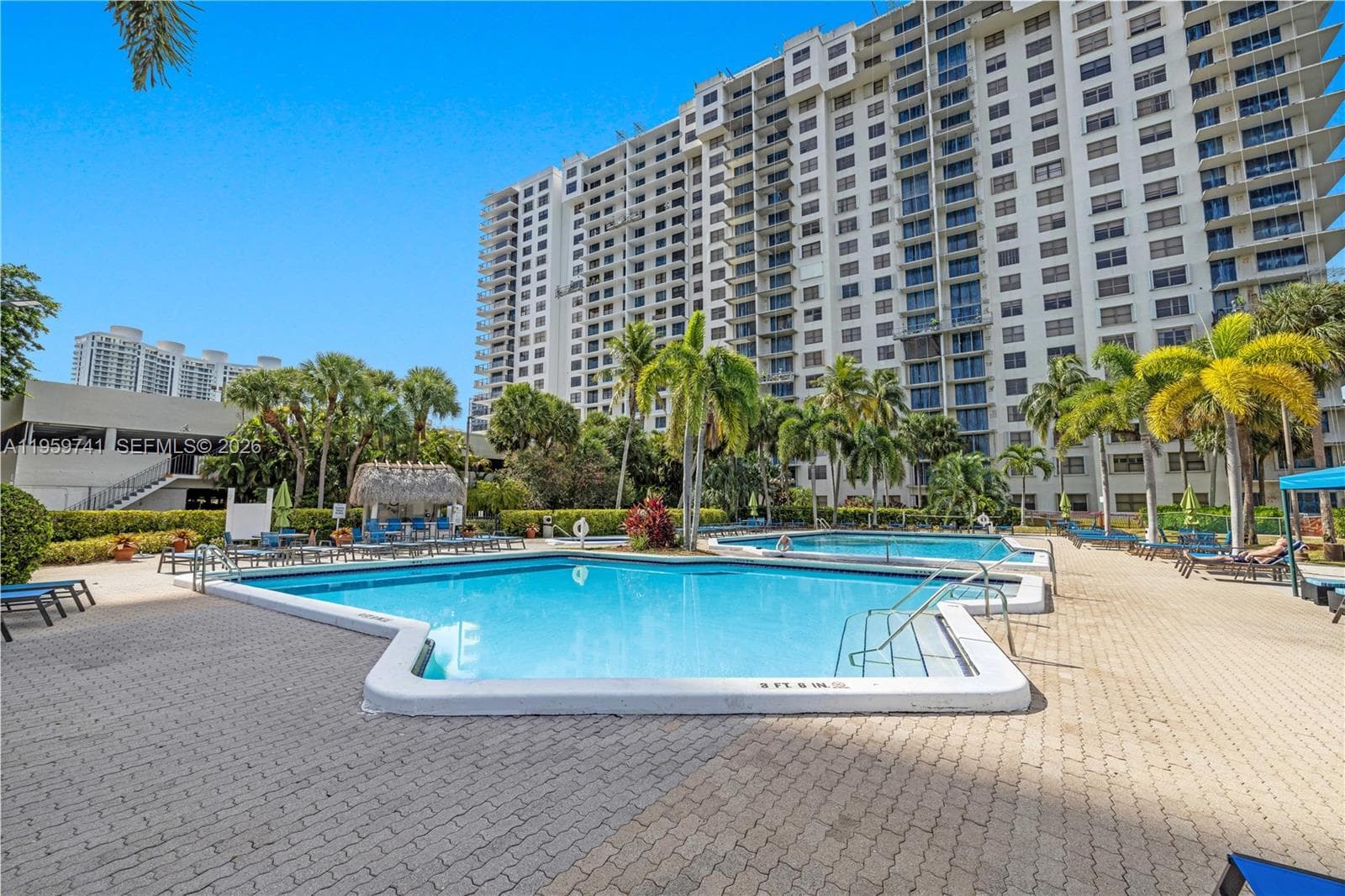 TOWER AT BISCAYNE COVE CO · #2505 in Aventura - Photo 37