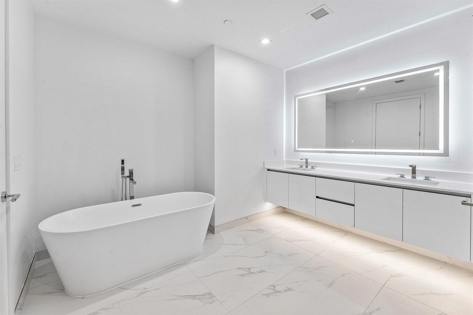Primary Bath Soaking Tub