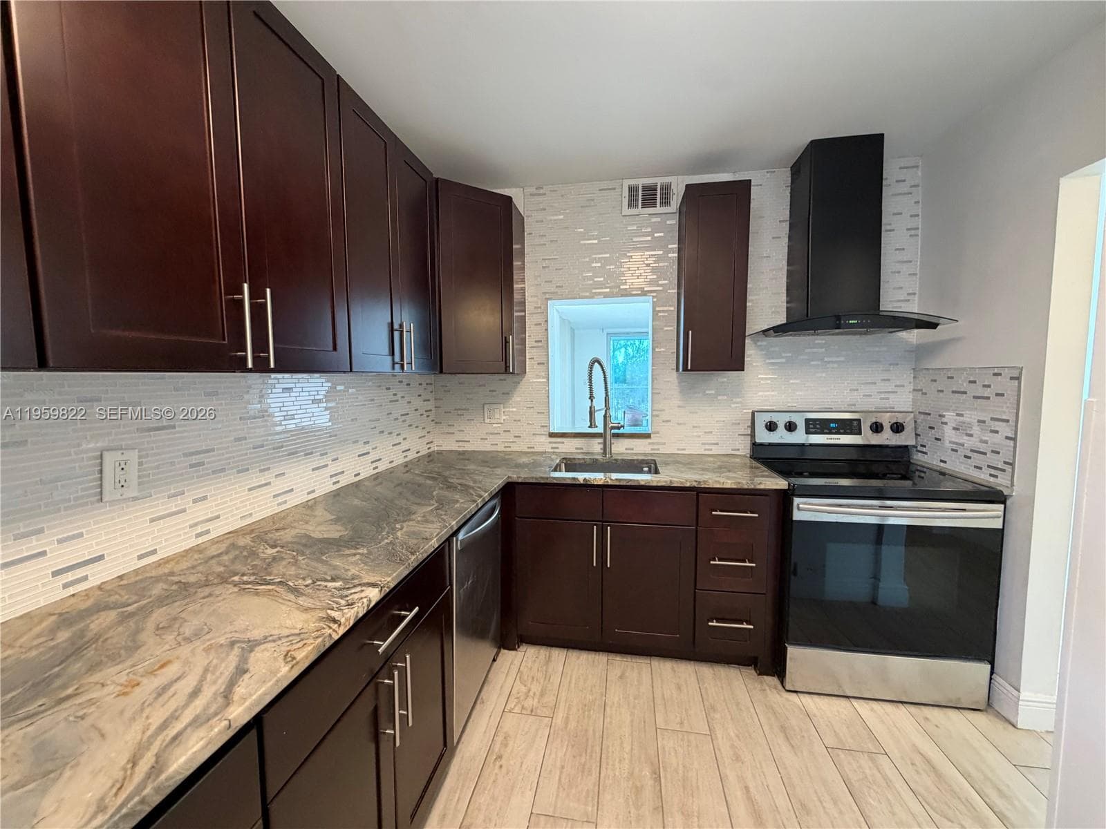 WHITE HOUSE CONDO · #301 +40' Deeded Dock in North Miami Beach - Photo 6