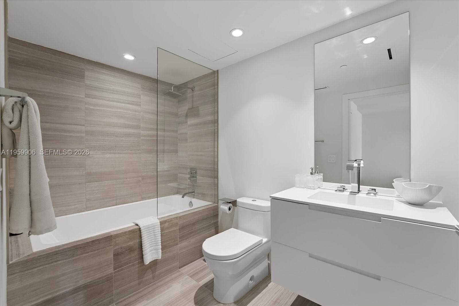 Ritz-Carlton Residences Miami Beach · #217 in Miami Beach - Photo 28