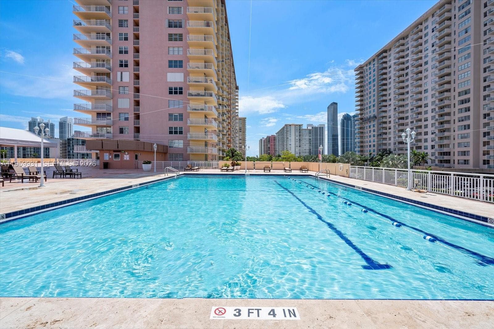 WINSTON TOWERS 200 · #609 in Sunny Isles Beach - Photo 19