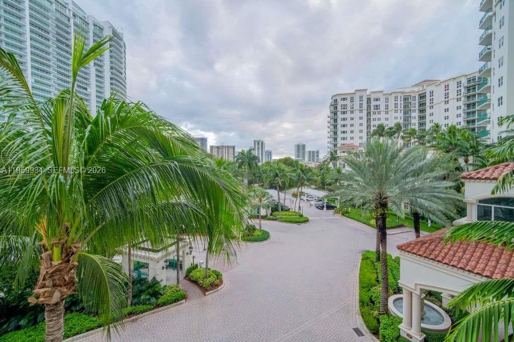 TURNBERRY VLG NO TOWER CO · #409 in Aventura - Photo 6
