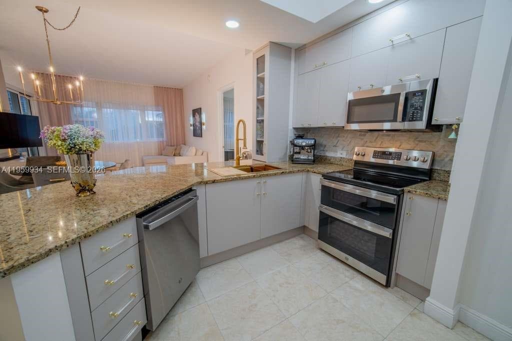TURNBERRY VLG NO TOWER CO · #409 in Aventura - Photo 11