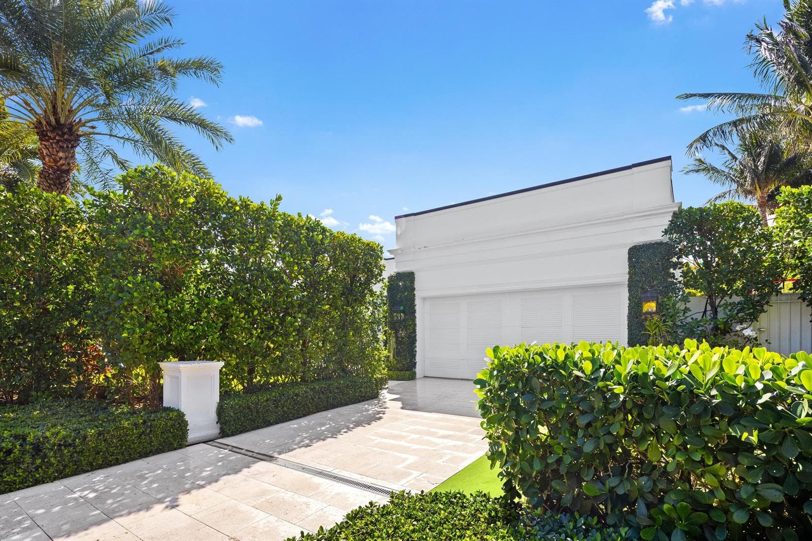 Driveway to Garage