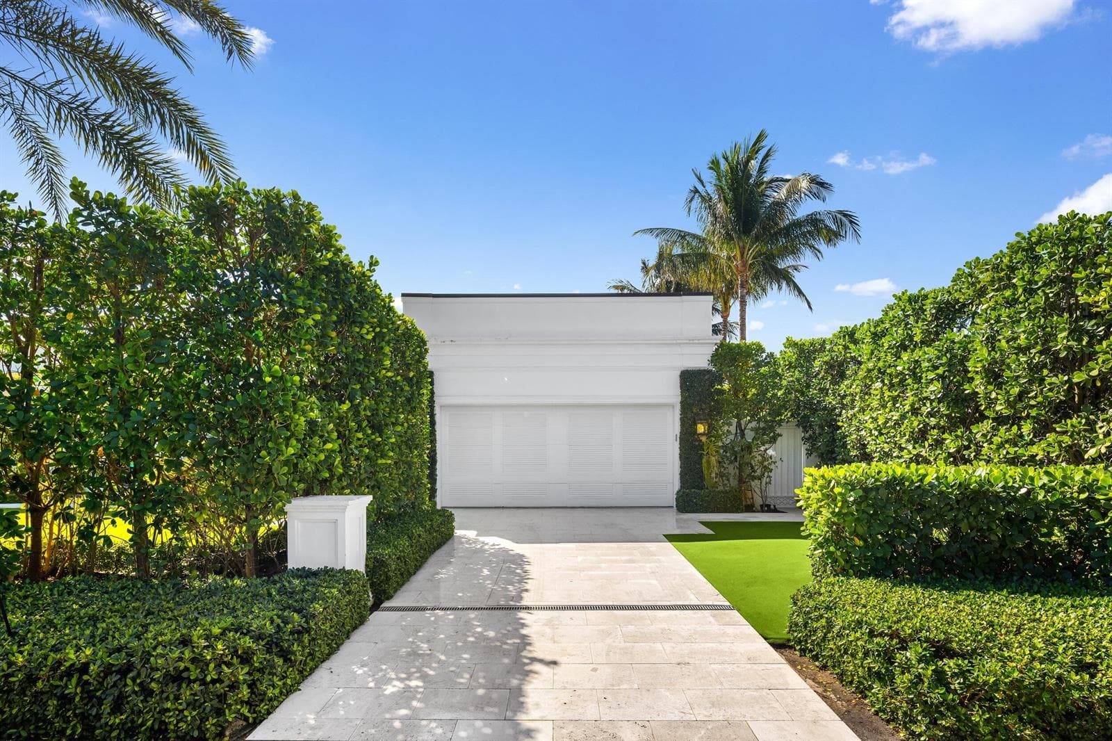 Driveway to Garage