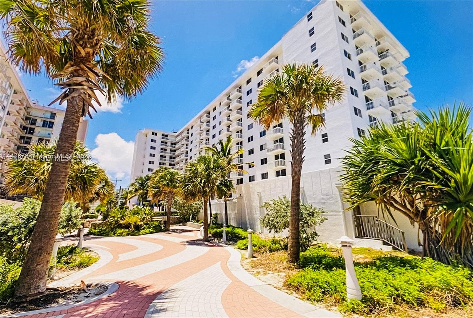 THE PRESIDENTIAL CONDO · #323 in Miami Beach - Photo 27