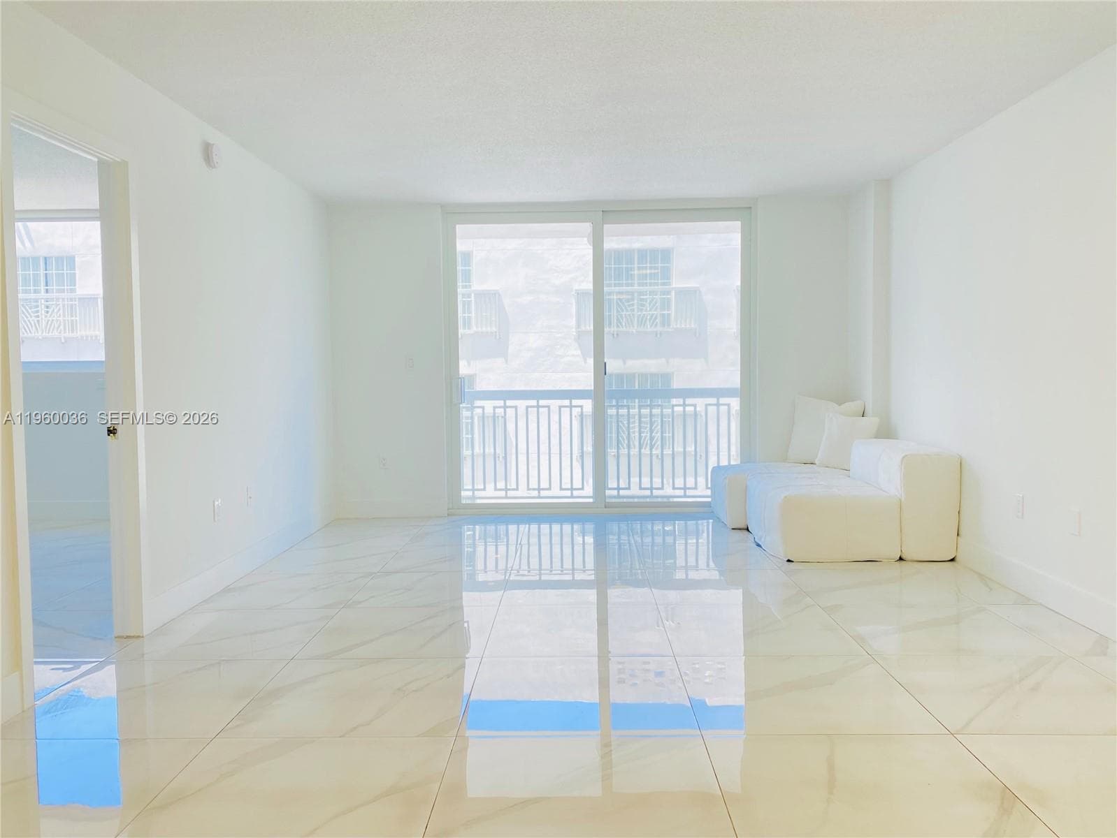 THE PRESIDENTIAL CONDO · #323 in Miami Beach - Photo 3