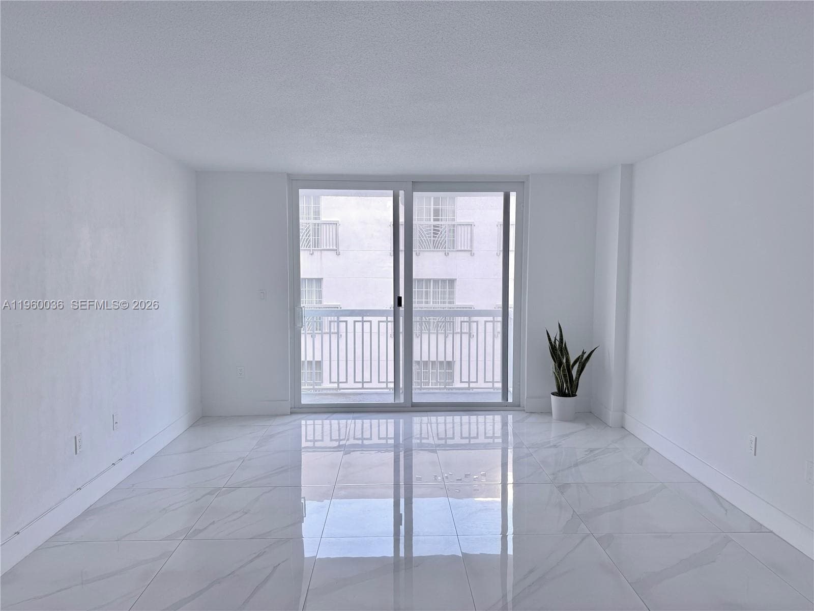 THE PRESIDENTIAL CONDO · #323 in Miami Beach - Photo 4