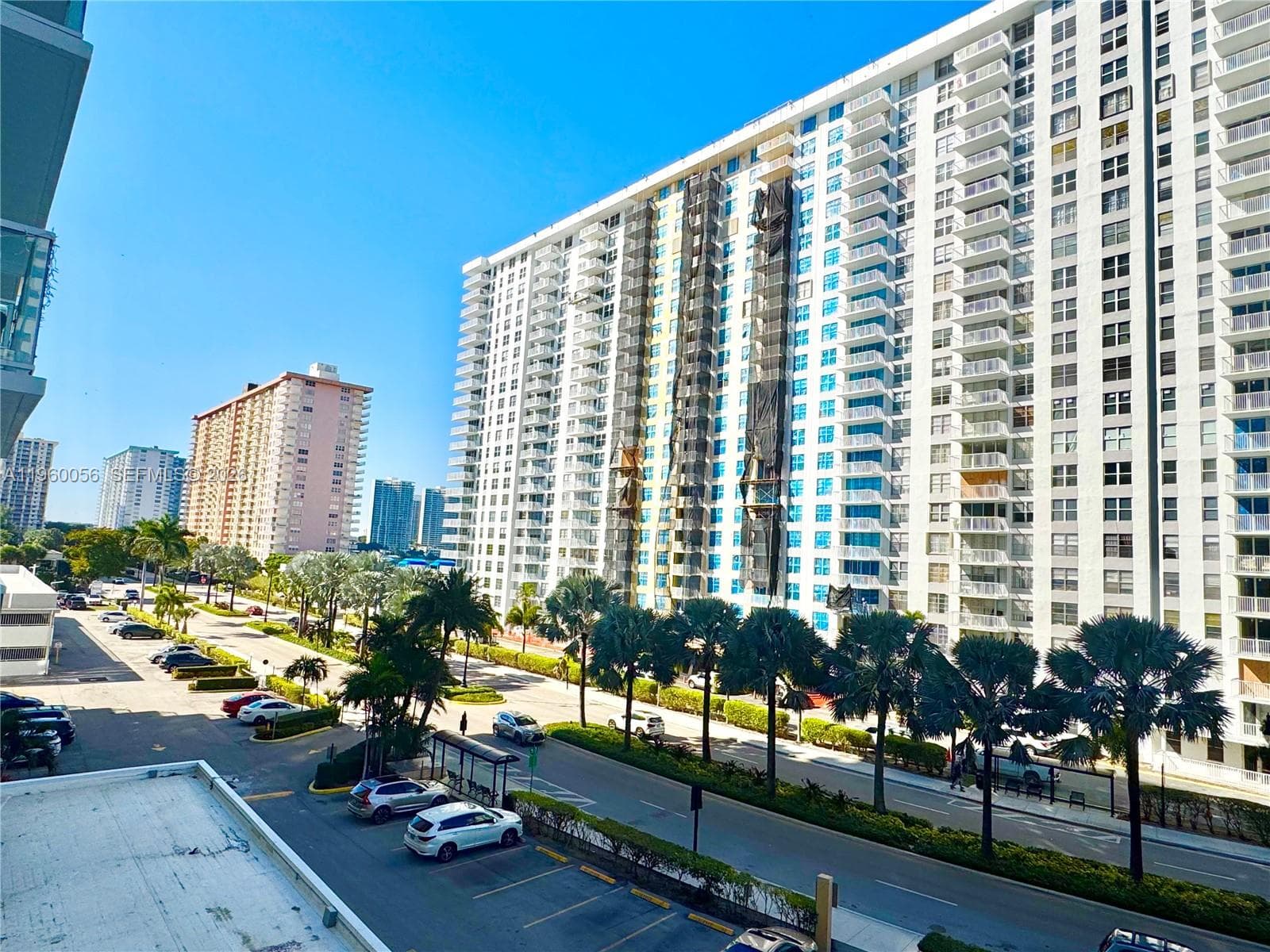 WINSTON TOWER 300 CONDO · #507 in Sunny Isles Beach - Photo 42