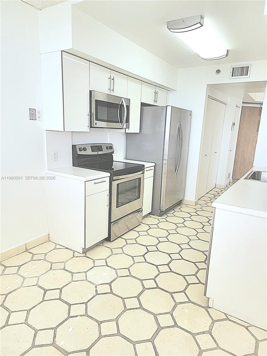 The Landmark · #2505 in Aventura - Photo 15