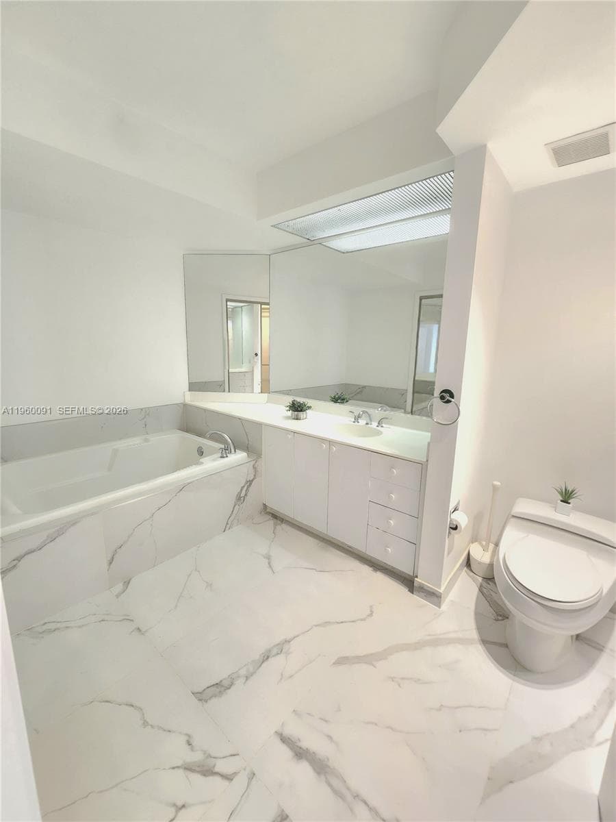 The Landmark · #2505 in Aventura - Photo 19
