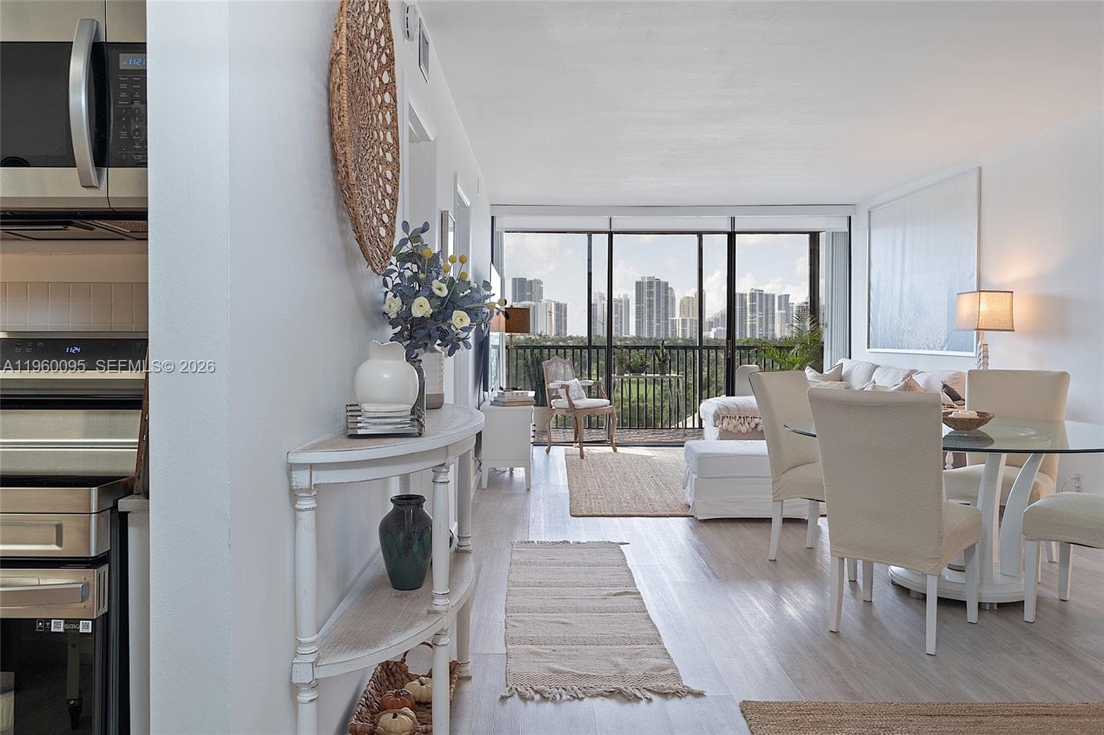 CORONADO CONDO- TOWER II · #728 in Aventura - Photo 5
