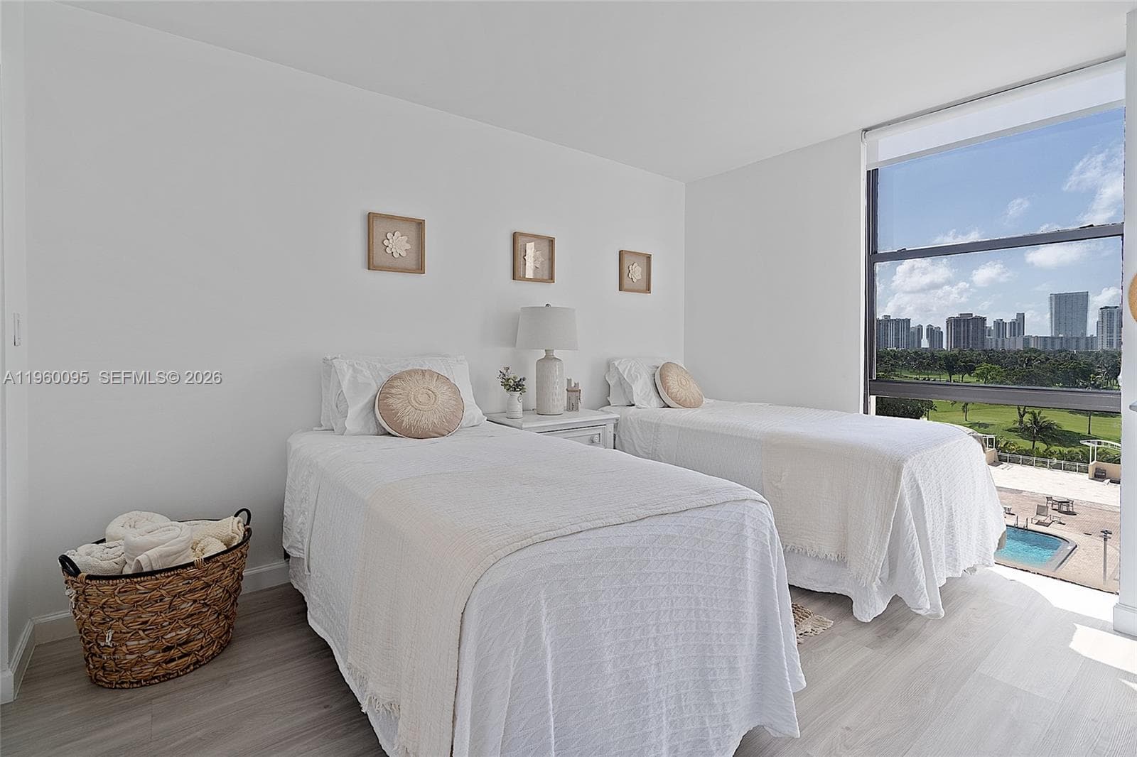 CORONADO CONDO- TOWER II · #728 in Aventura - Photo 19