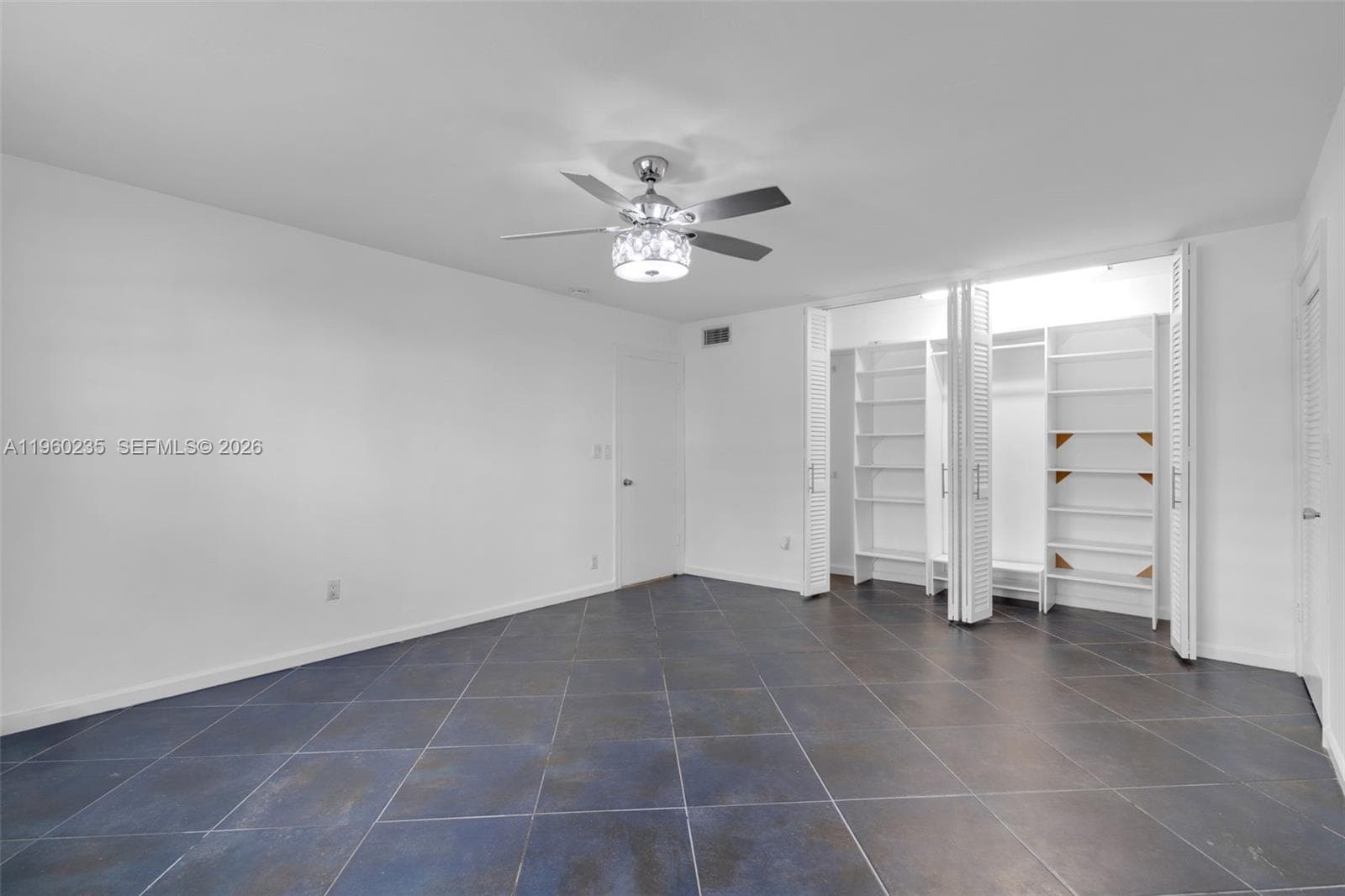 SANS SOUCI CONDO · #15 in North Miami - Photo 11