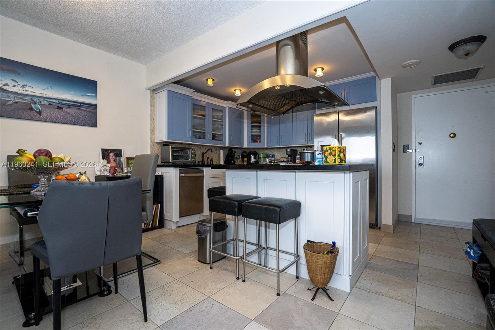 THE OLYMPUS CONDO · #1007 in Hallandale Beach - Photo 2
