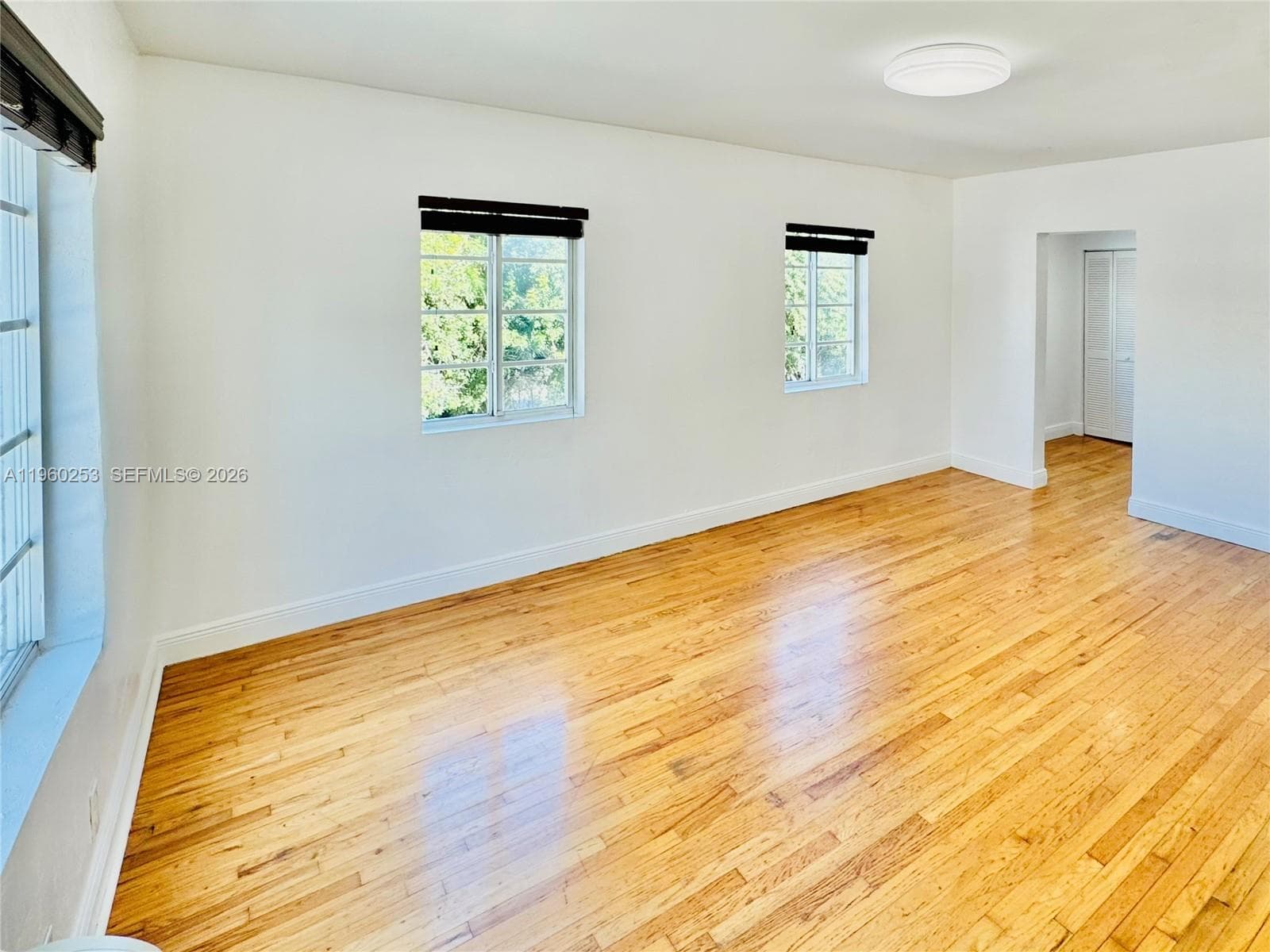 KEN MAE GARDEN CONDO · #8 in Miami Beach - Photo 2