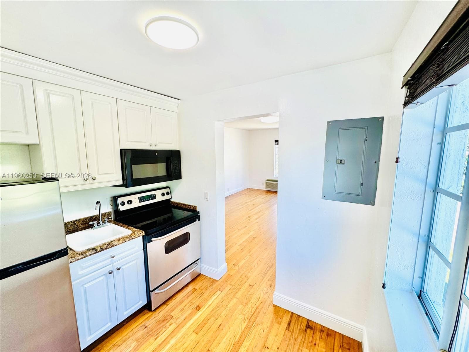 KEN MAE GARDEN CONDO · #8 in Miami Beach - Photo 5