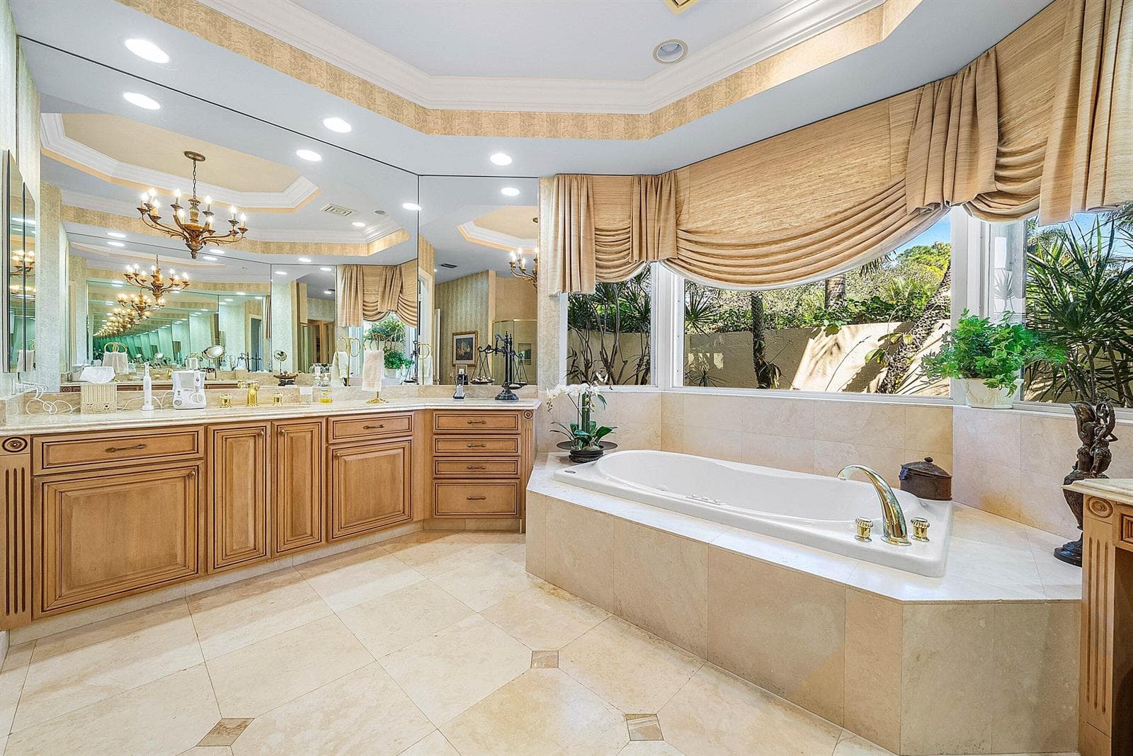 Primary Suite Bath