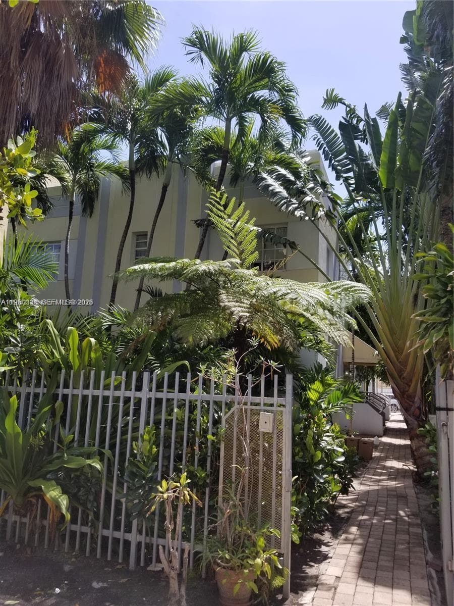 1045 MERDIAN · #5 in Miami Beach - Photo 6