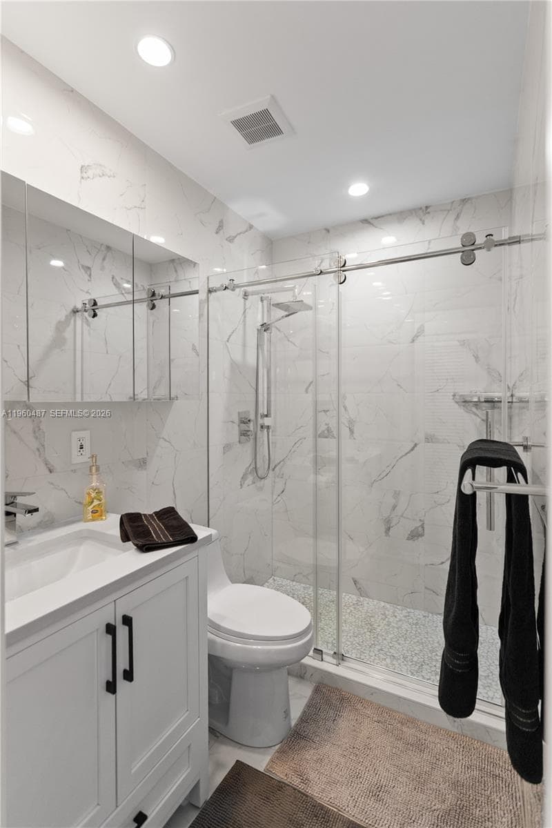 ROLEN LAKE · #18G in Hallandale Beach - Photo 27
