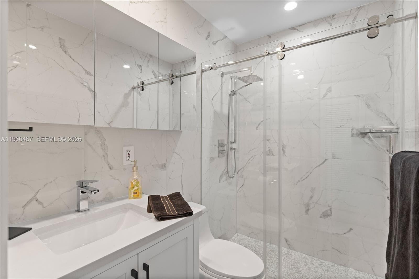 ROLEN LAKE · #18G in Hallandale Beach - Photo 20