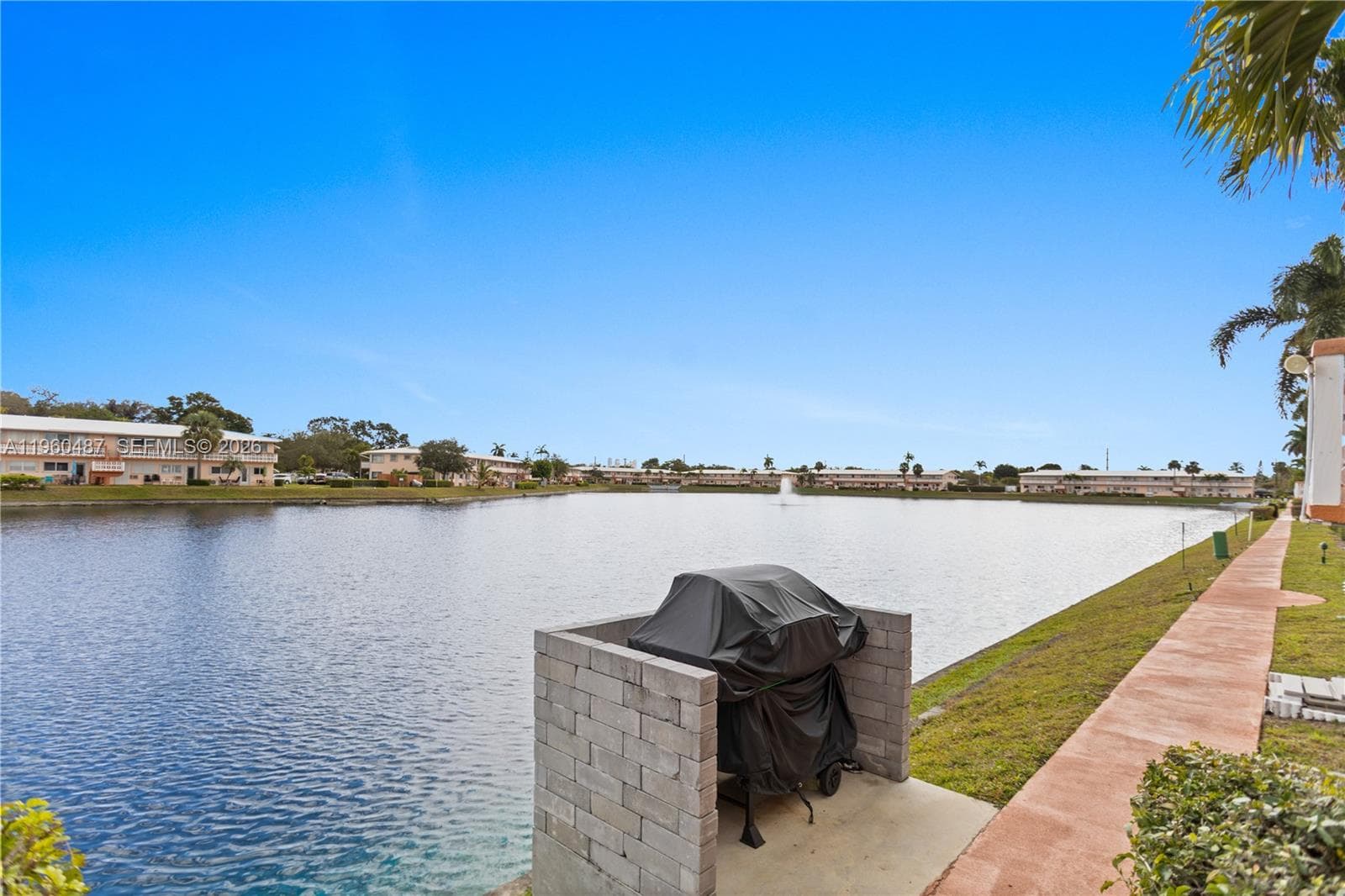 ROLEN LAKE · #18G in Hallandale Beach - Photo 37