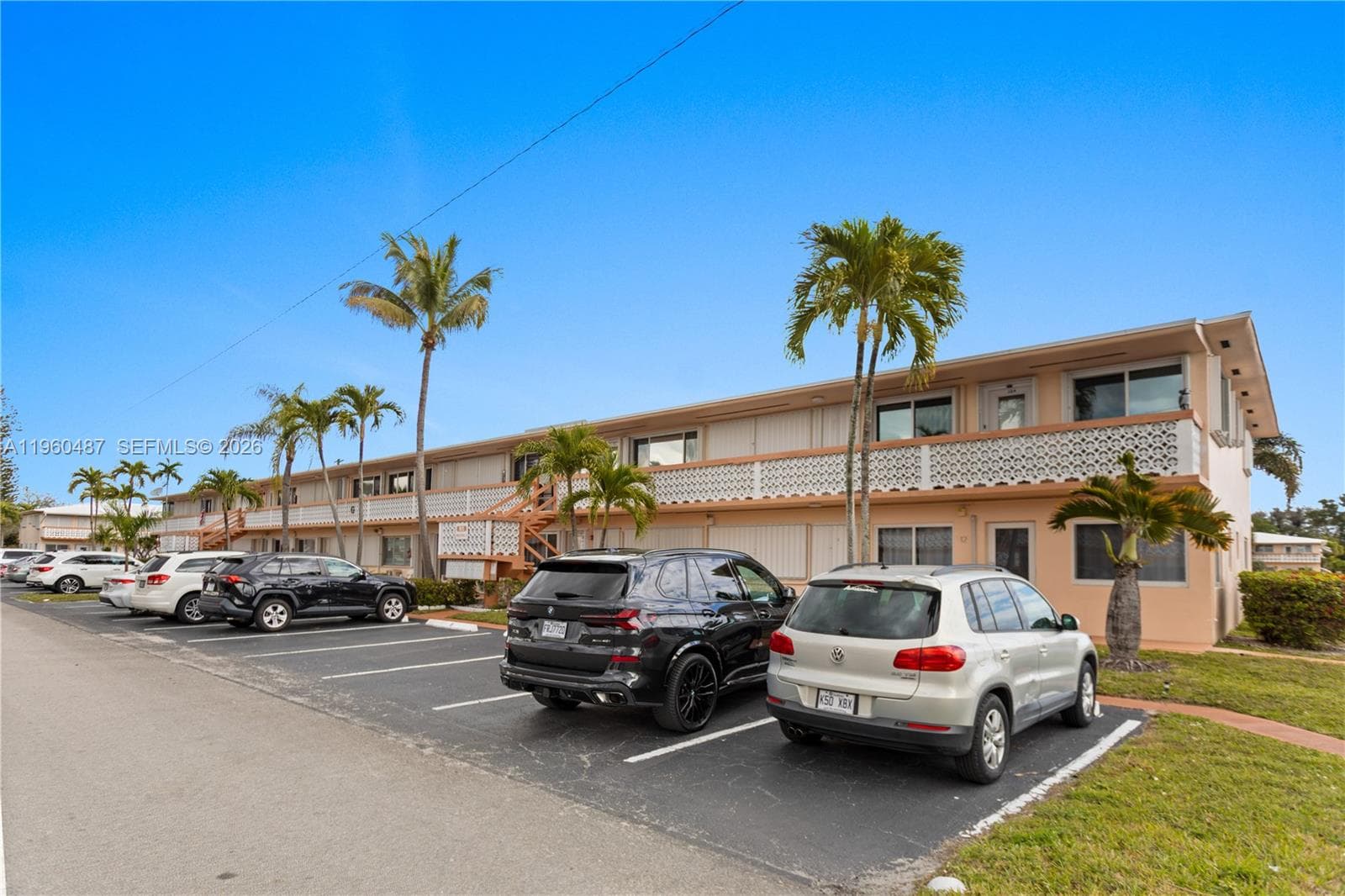 ROLEN LAKE · #18G in Hallandale Beach - Photo 40