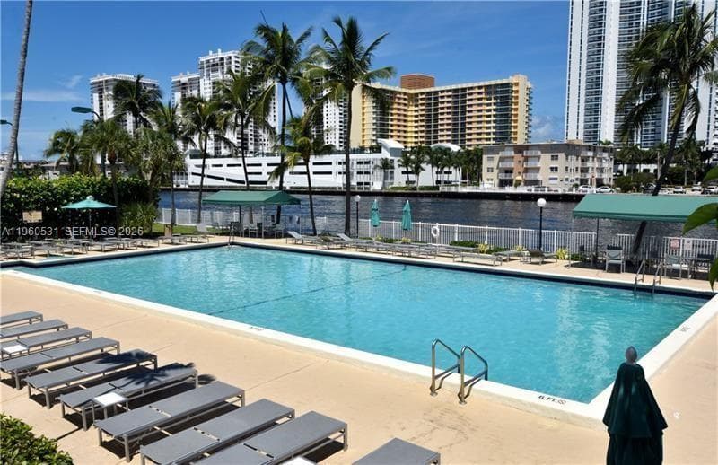 OCEANVIEW PARK CONDO · #416 in Hallandale Beach - Photo 22