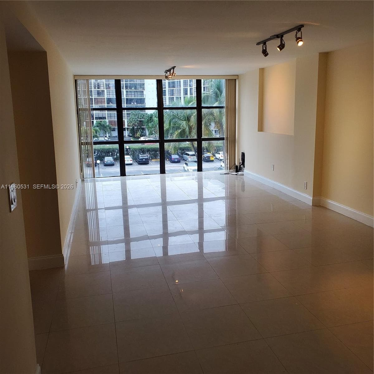 OCEANVIEW PARK CONDO · #416 in Hallandale Beach - Photo 9