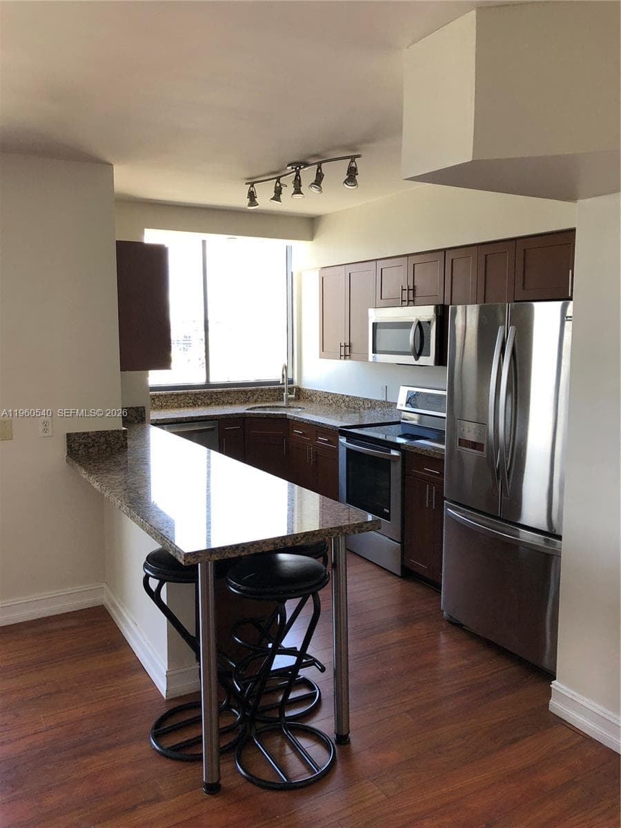 THE WAVERLY AT SOUTH BEAC · #1011 in Miami Beach - Photo 3