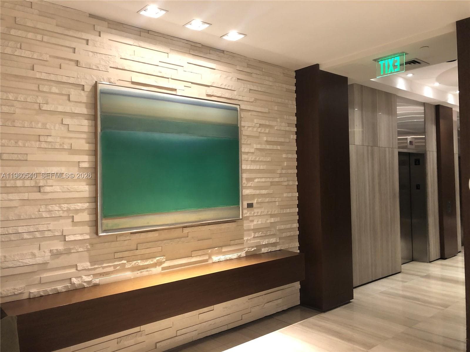 THE WAVERLY AT SOUTH BEAC · #1011 in Miami Beach - Photo 18