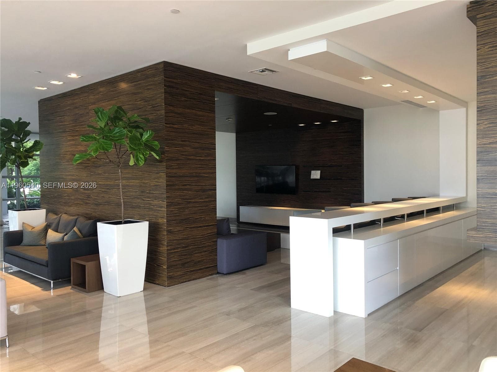 THE WAVERLY AT SOUTH BEAC · #1011 in Miami Beach - Photo 21