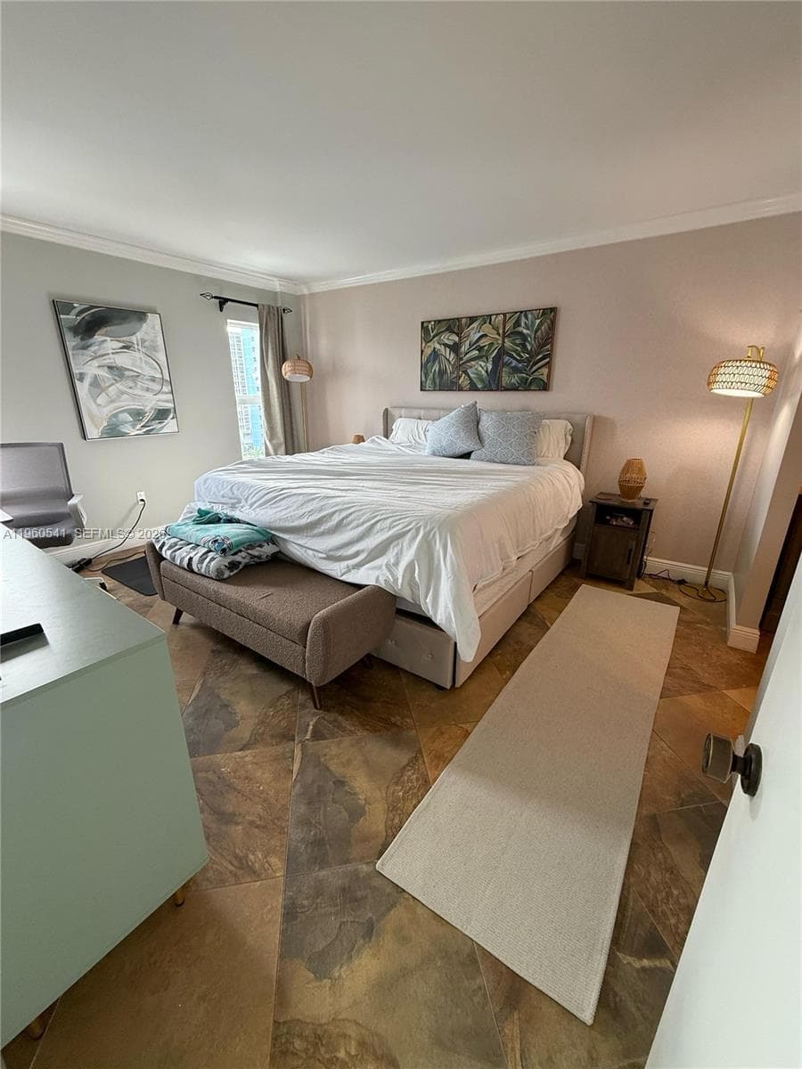 GOLDEN WEST CONDO · #903 in Miami Beach - Photo 6