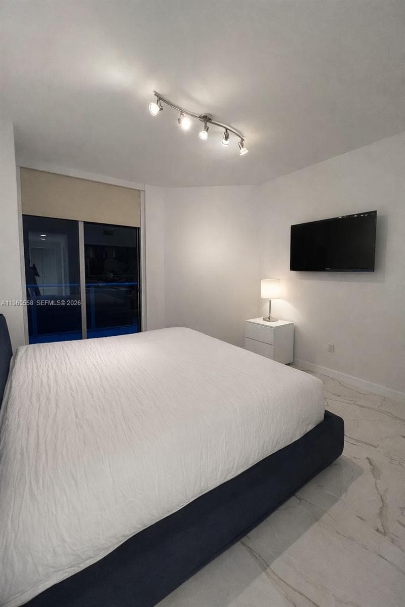 Marina palms · #206 in North Miami Beach - Photo 9
