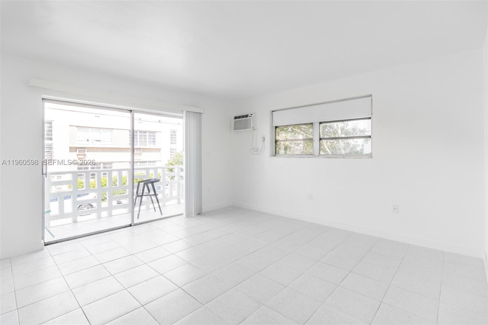 711 Condo · #5 in Miami Beach - Photo 2