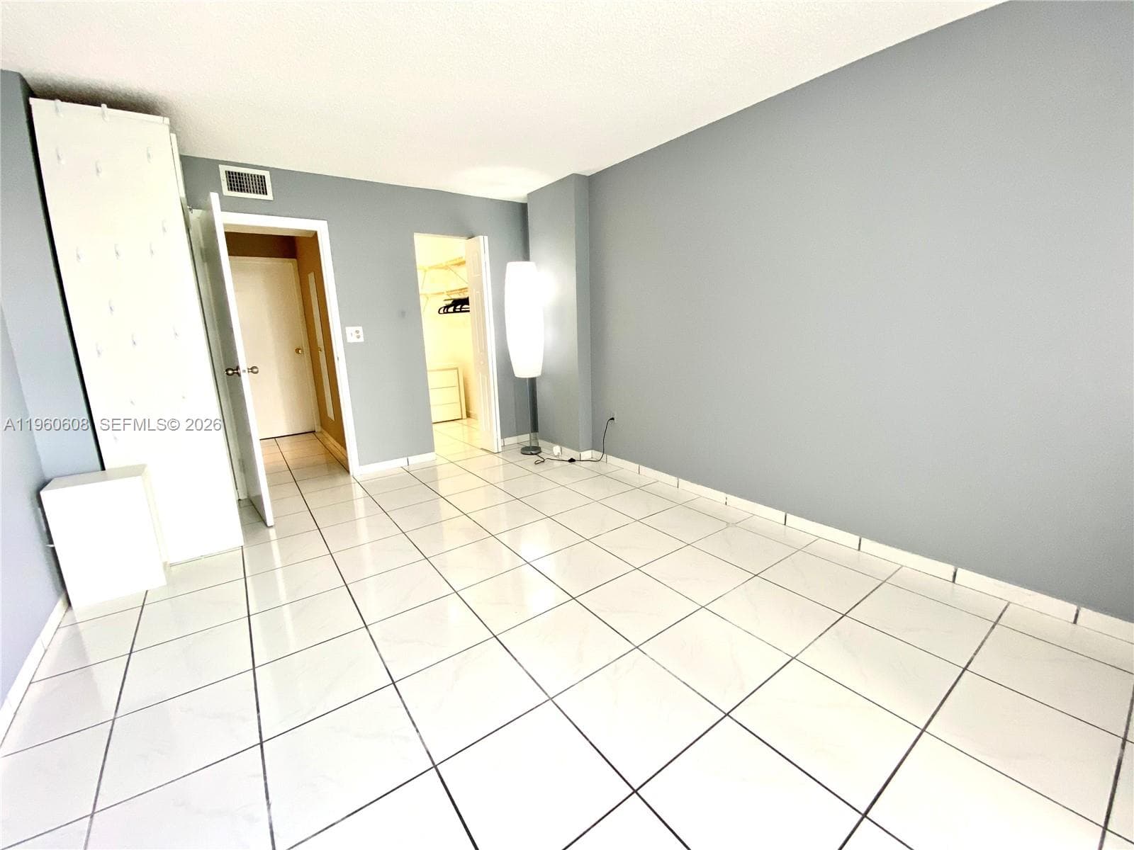 WOODSIDE APTS CONDO · #A536 in North Miami Beach - Photo 12
