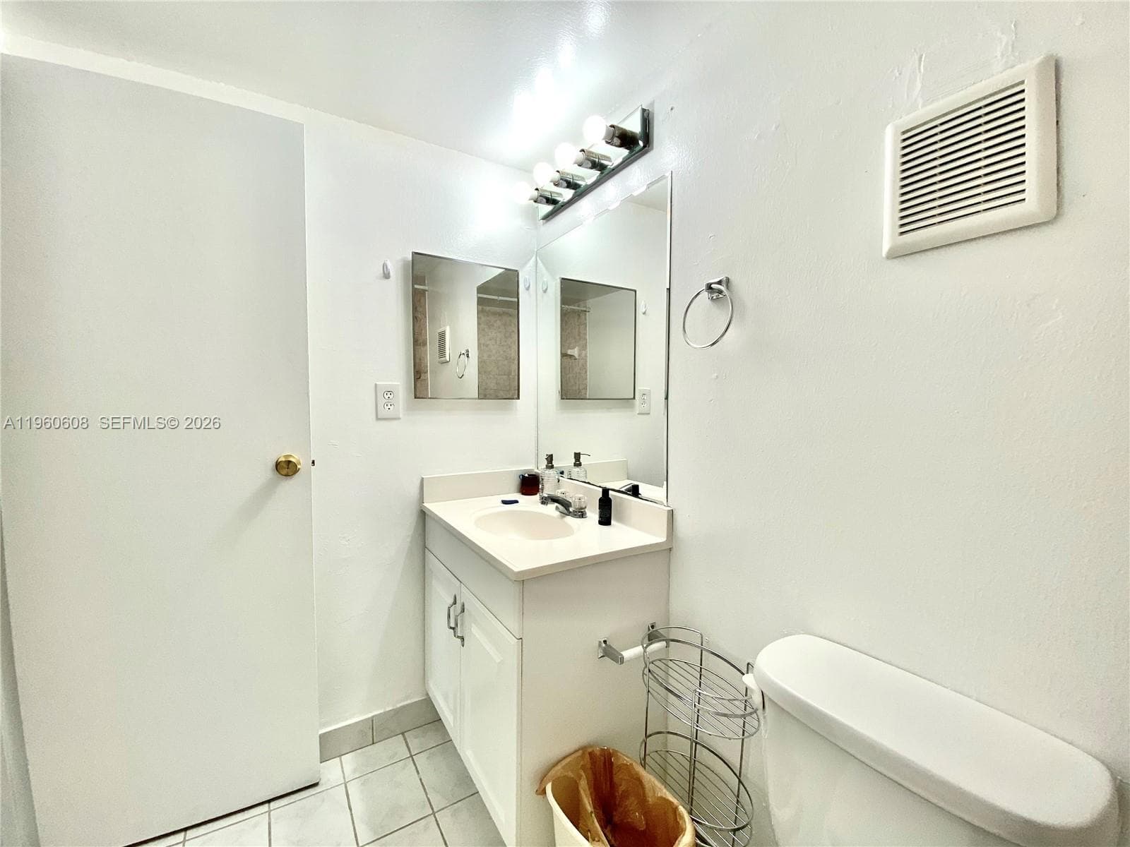 WOODSIDE APTS CONDO · #A536 in North Miami Beach - Photo 10